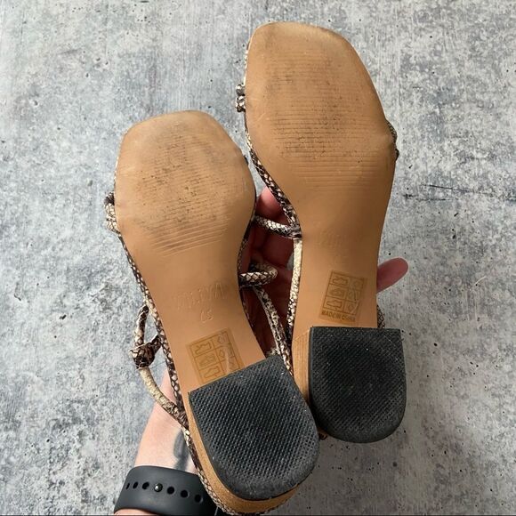 Mi.im Snakeskin Block Heel Sandals 6.5 - Picture 5 of 5